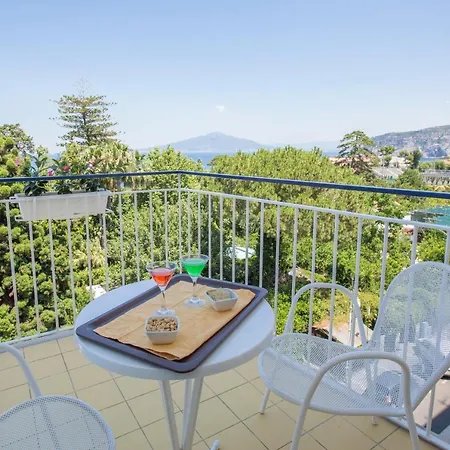 La Meridiana Hotell 3*