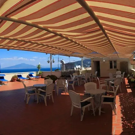 Hotell La Meridiana 3*