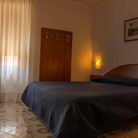 La Meridiana Hotell 3*