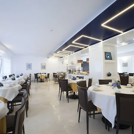 Hotell La Meridiana 3*